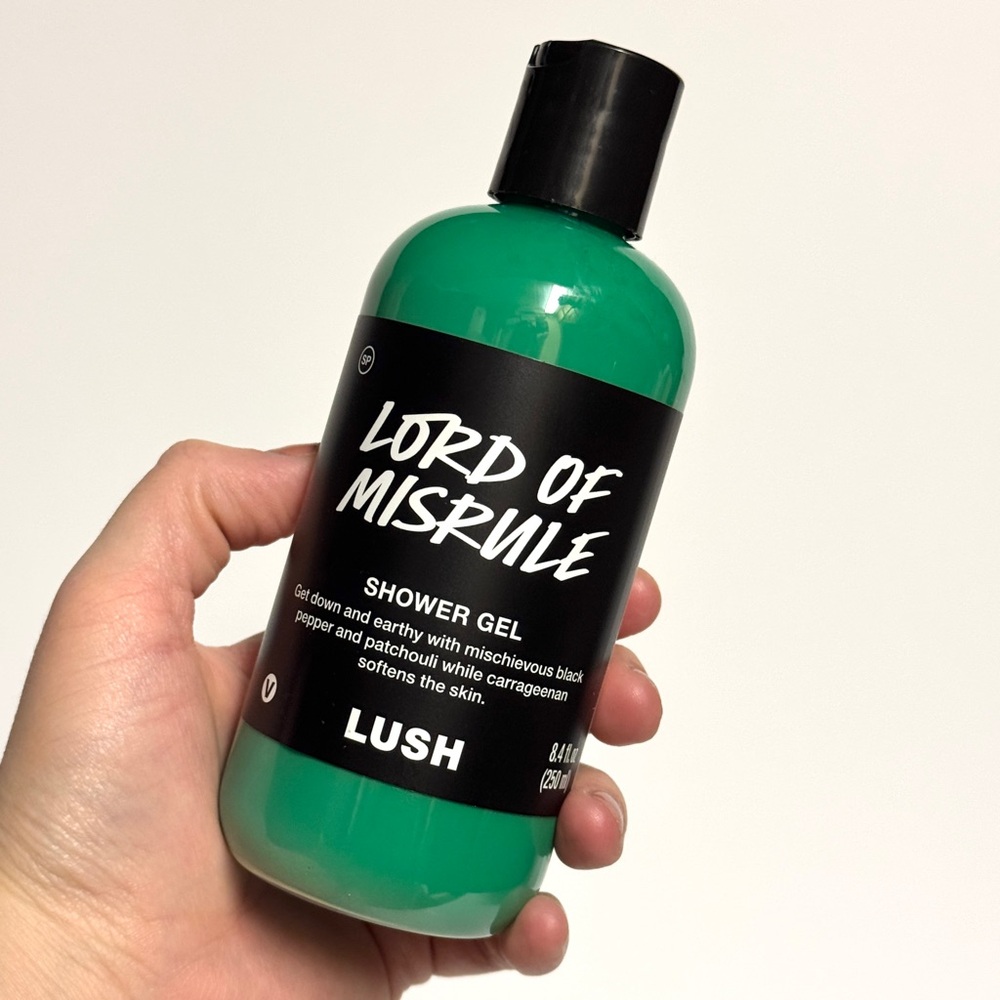 NEW SEALED Lush Lord of Misrule LOM Shower Gel 8.4 fl oz 250ml Exp Jan 2026